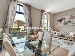 Pleasant St., Malden