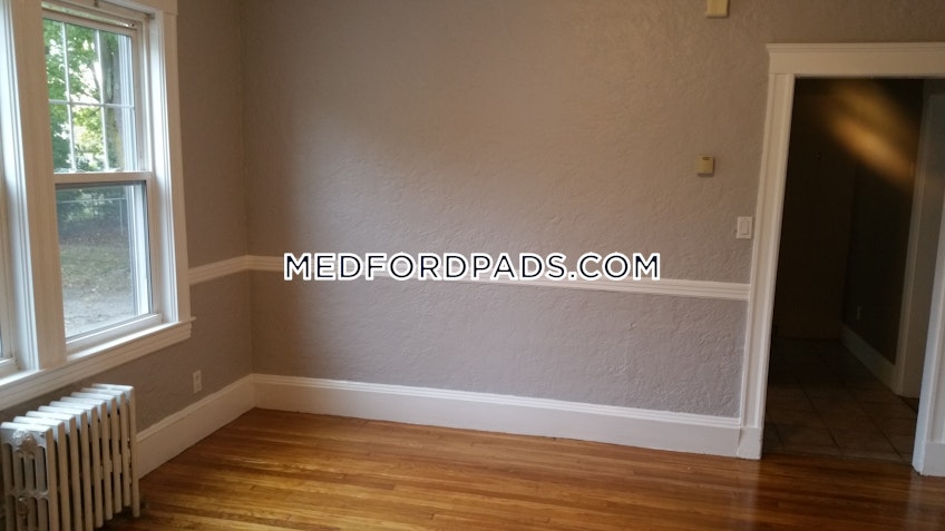 Medford - $2,600 /month