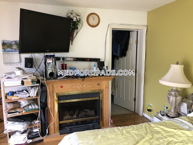 Medford - $3,800 /mo