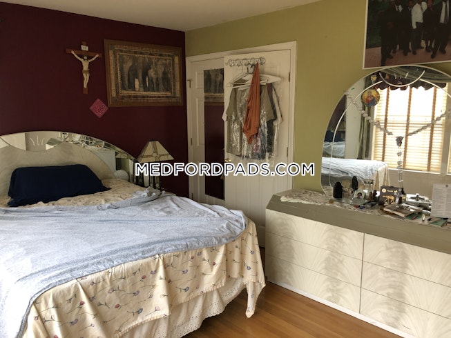 Medford - $3,800 /mo