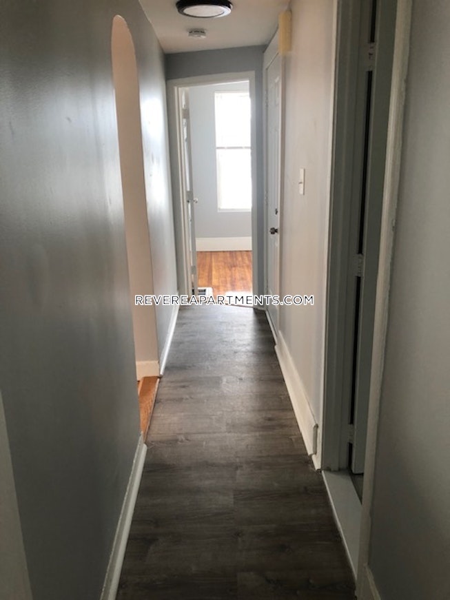 Revere - $2,600 /mo