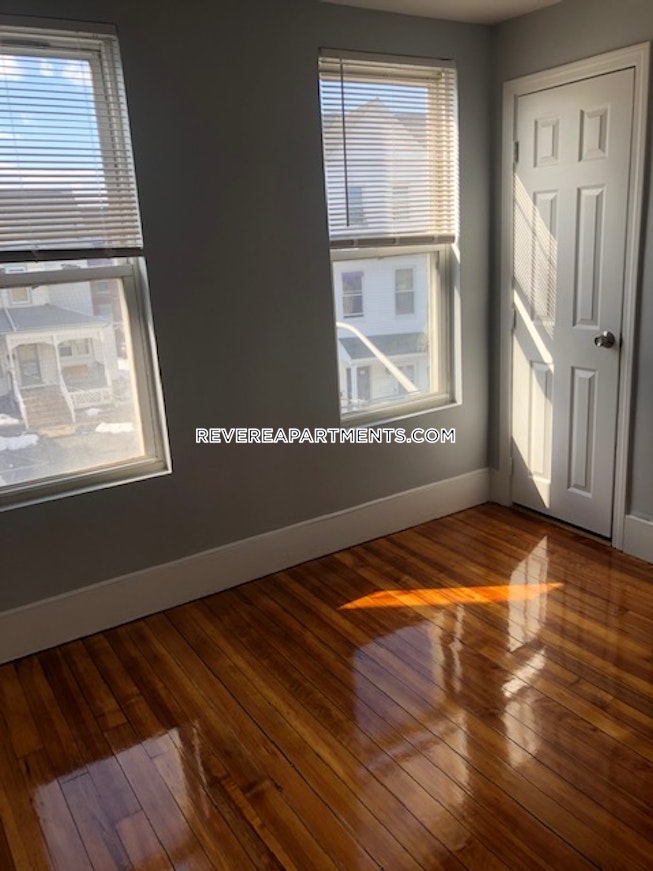 Revere - $2,600 /mo