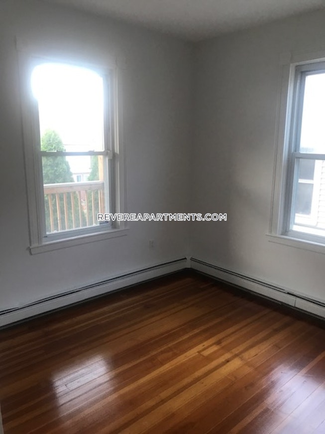 Revere - $2,200 /mo