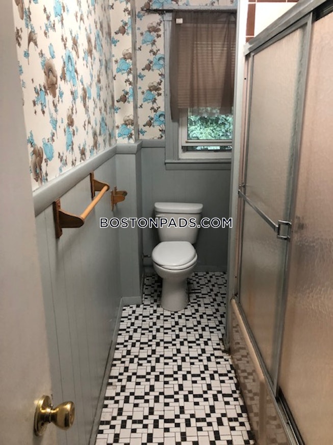 Salem - $2,200 /mo