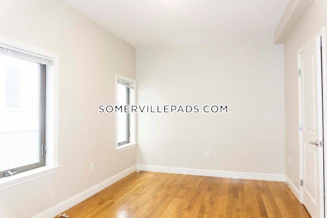 Somerville - $3,200 /mo