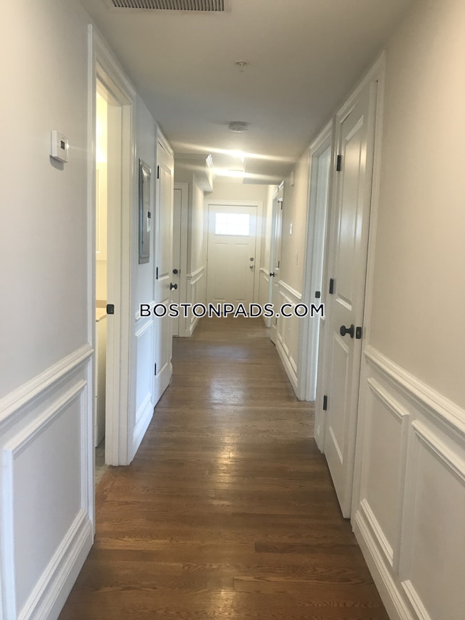 Somerville - $4,595 /mo