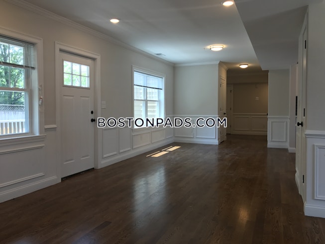 Somerville - $4,595 /mo