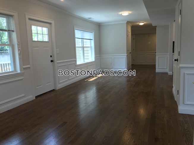 Somerville - $4,595 /mo