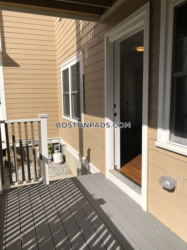 Somerville - $4,595 /mo