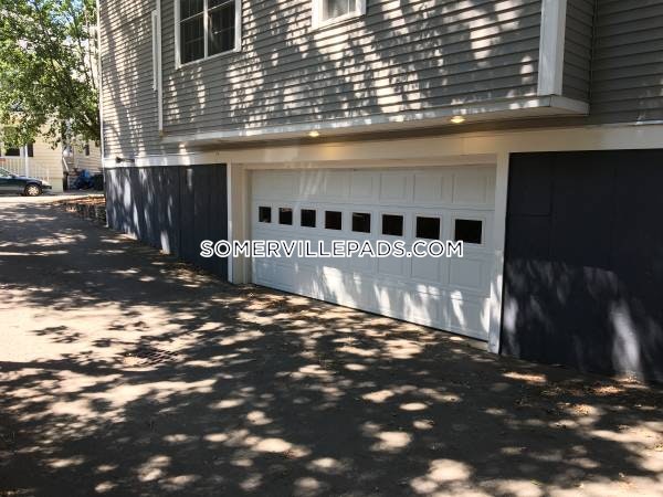 Cambridge - $2,900