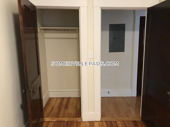 Somerville - $3,900 /mo