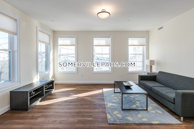 Somerville - $2,875 /mo