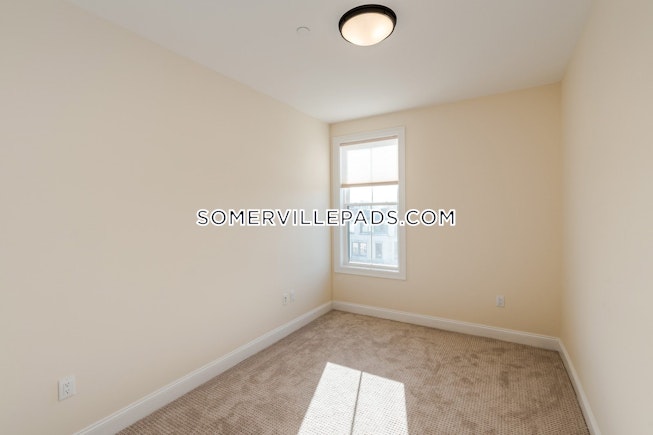 Somerville - $2,875 /mo