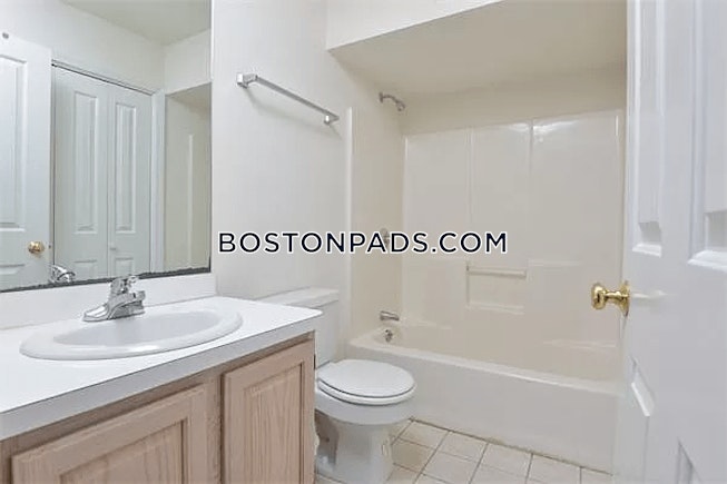 Boston - $6,600 /mo