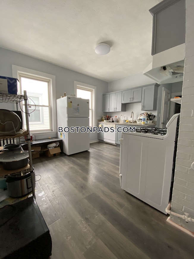 Boston - $4,200 /mo