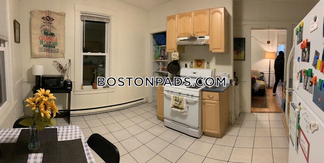 Boston - $2,800 /mo