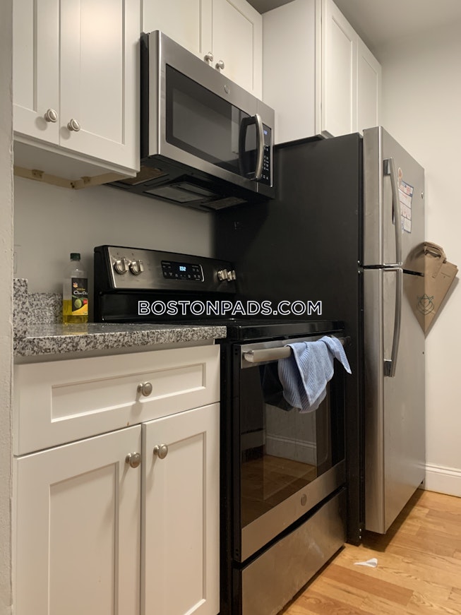 Boston - $5,000 /mo