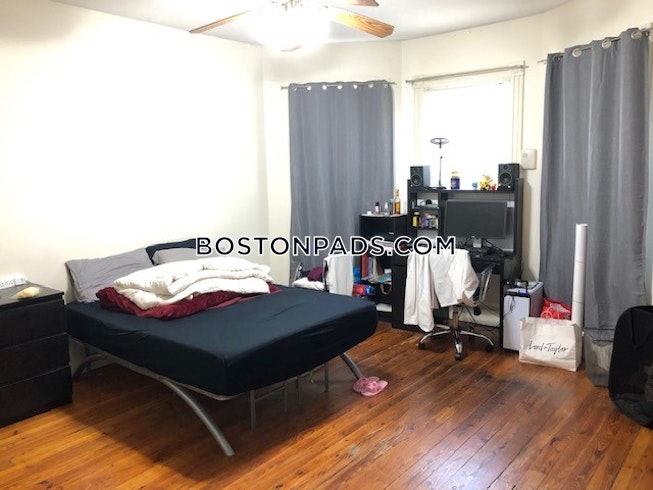 Boston - $3,650 /mo