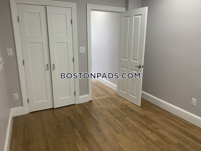 Boston - $2,900 /month