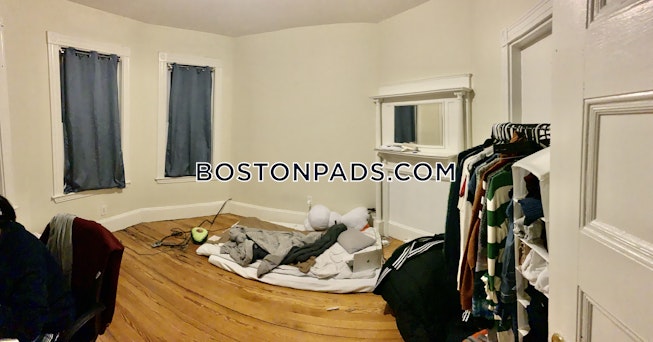 Boston - $3,200 /mo