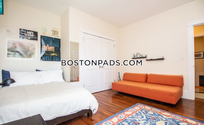 Brookline - $5,500 /mo