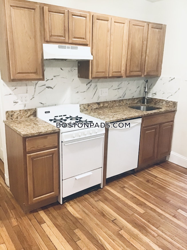 Boston - $3,350 /mo