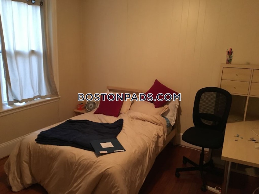 Boston - $3,700 /month