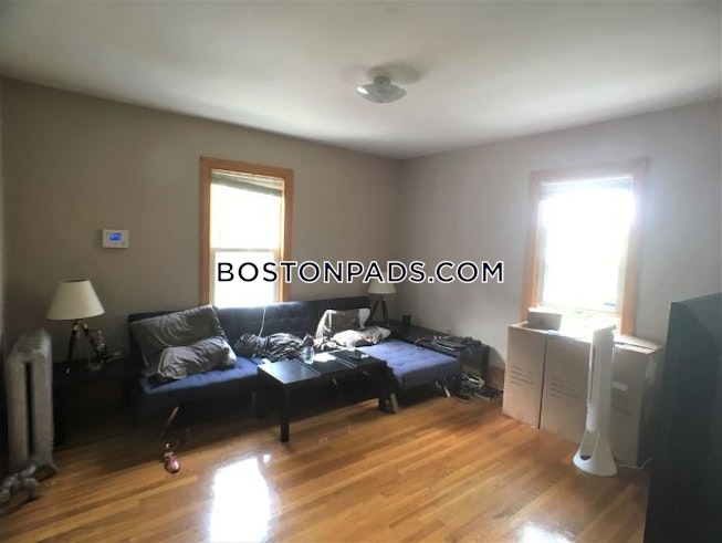 Boston - $3,250 /mo