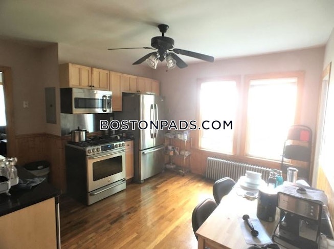 Boston - $3,250 /mo