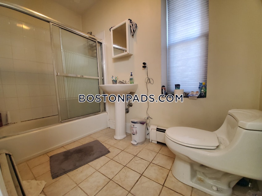 Boston - $3,000 /month