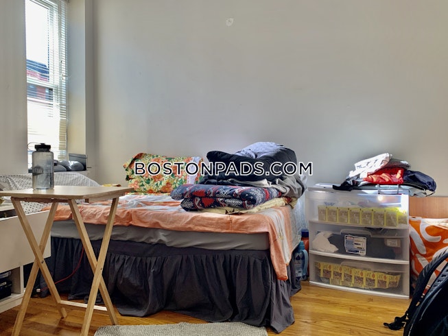 Boston - $3,675 /mo