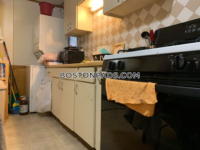 Boston - $4,000 /mo