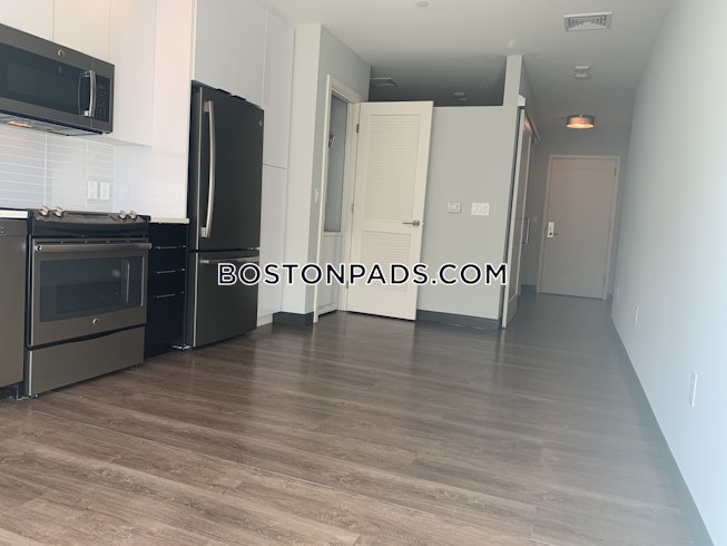 Boston - $5,000 /mo