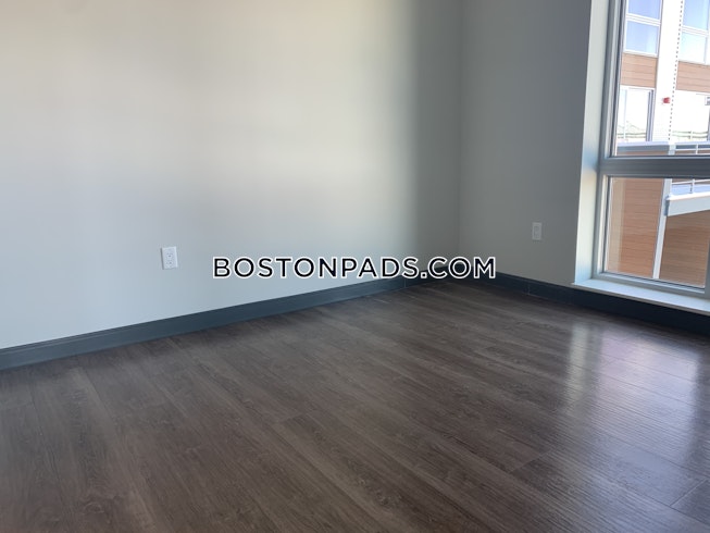 Boston - $10,000 /mo