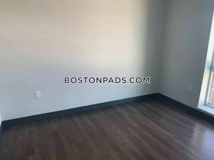 Boston - $5,250 /month