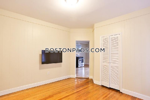 Cottage St. Boston photo 17