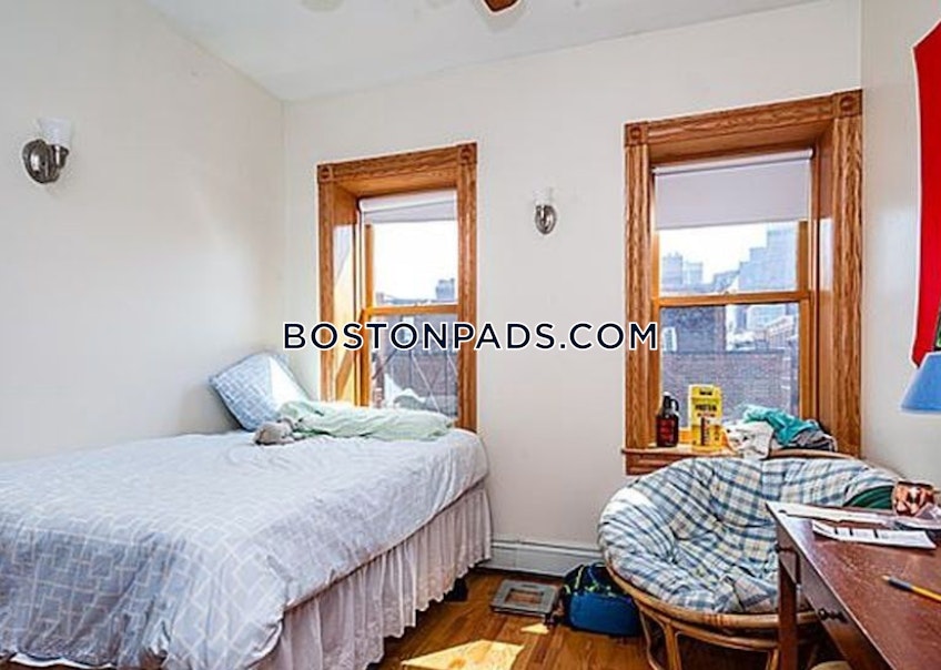 Boston - $4,625 /month