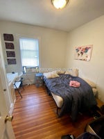 Boston - $4,900 /month