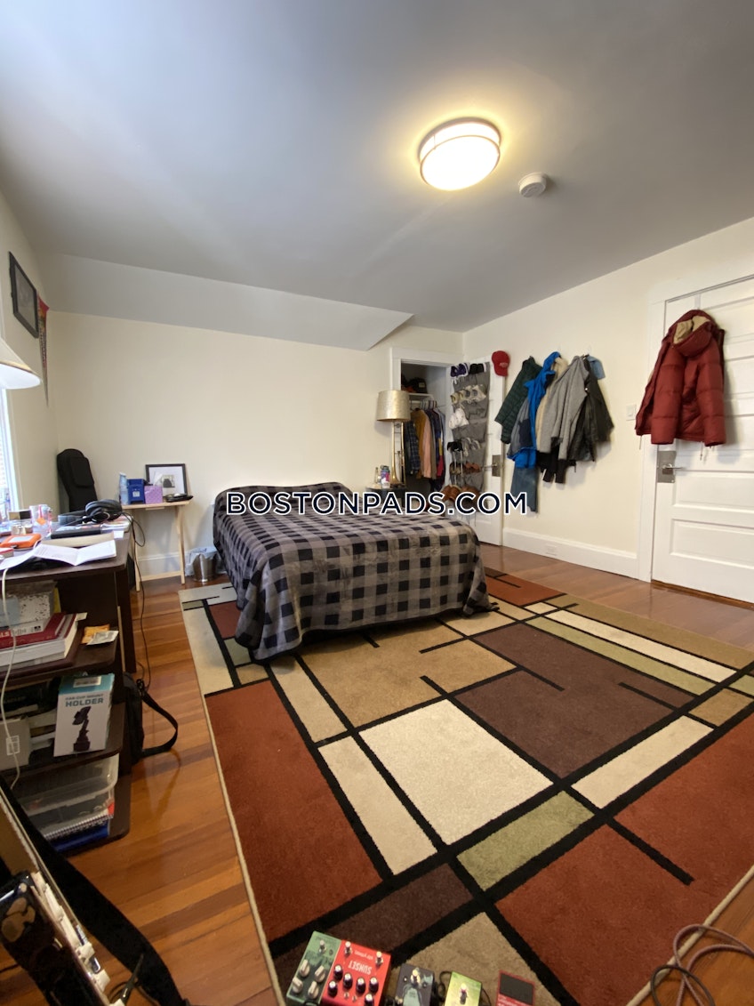 Somerville - $3,300 /month