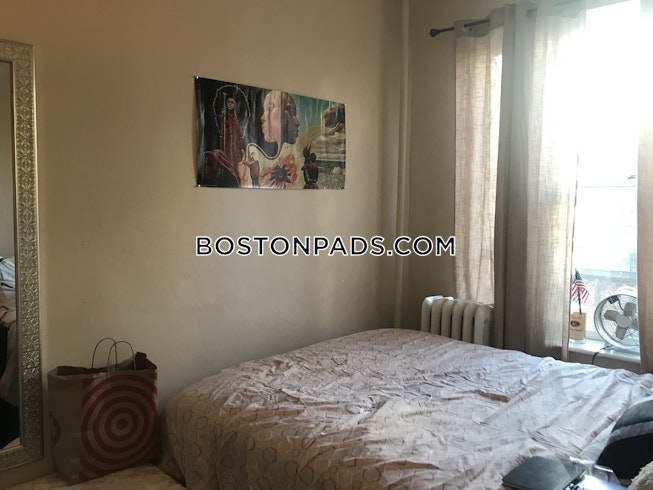 Boston - $3,500 /mo