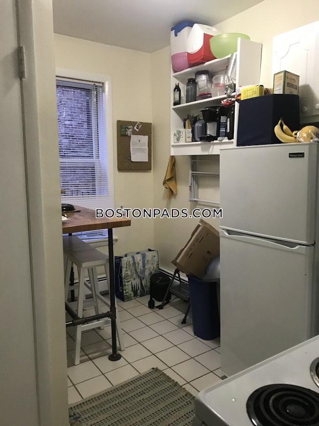 Boston - $3,600 /mo