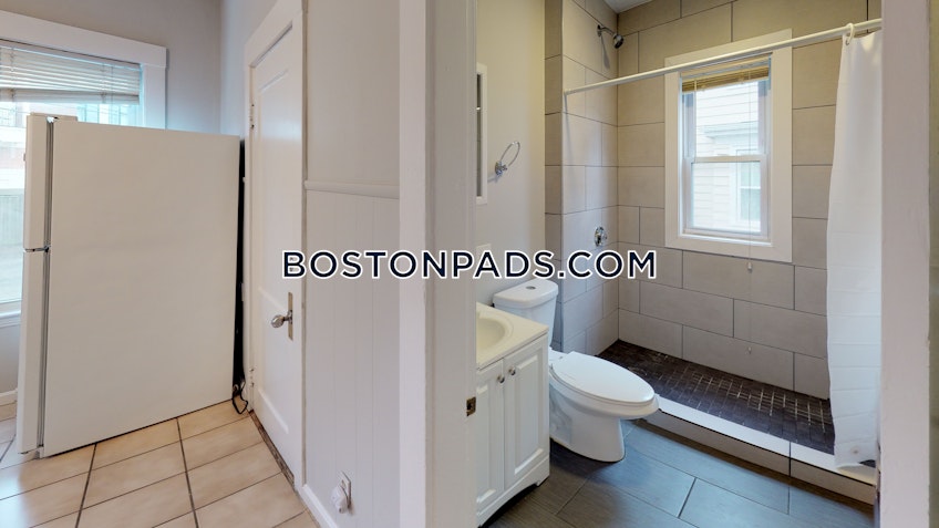 Boston - $4,400 /month