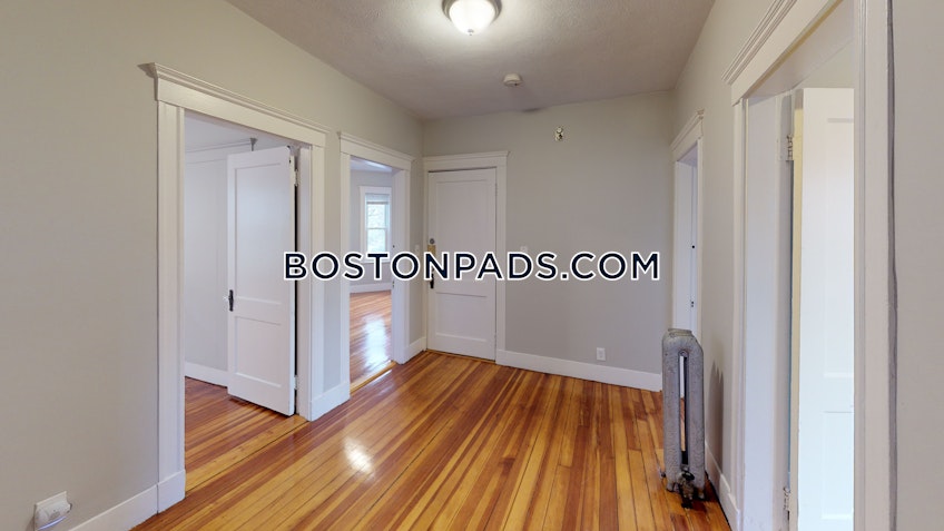 Boston - $4,400 /month