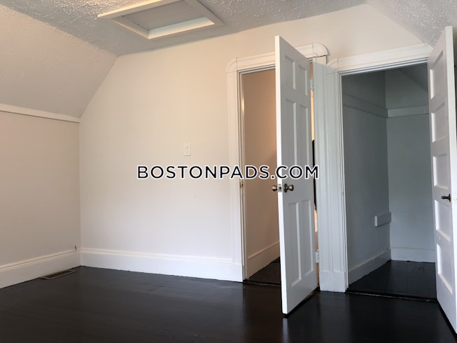 Somerville - $5,300 /mo