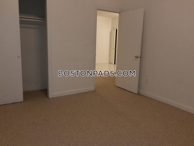 Boston - $2,300 /mo