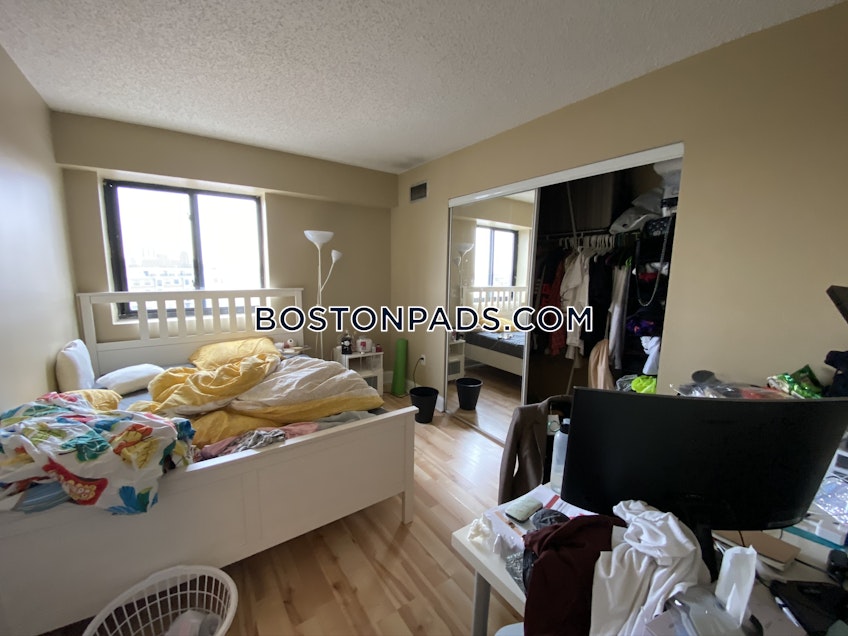 Boston - $3,570 /month