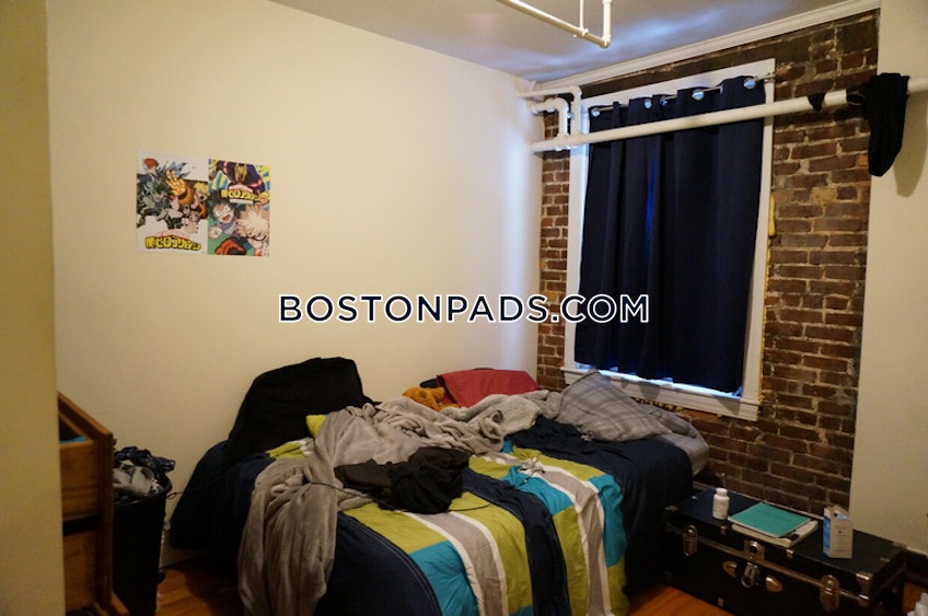 Boston - $4,600 /month