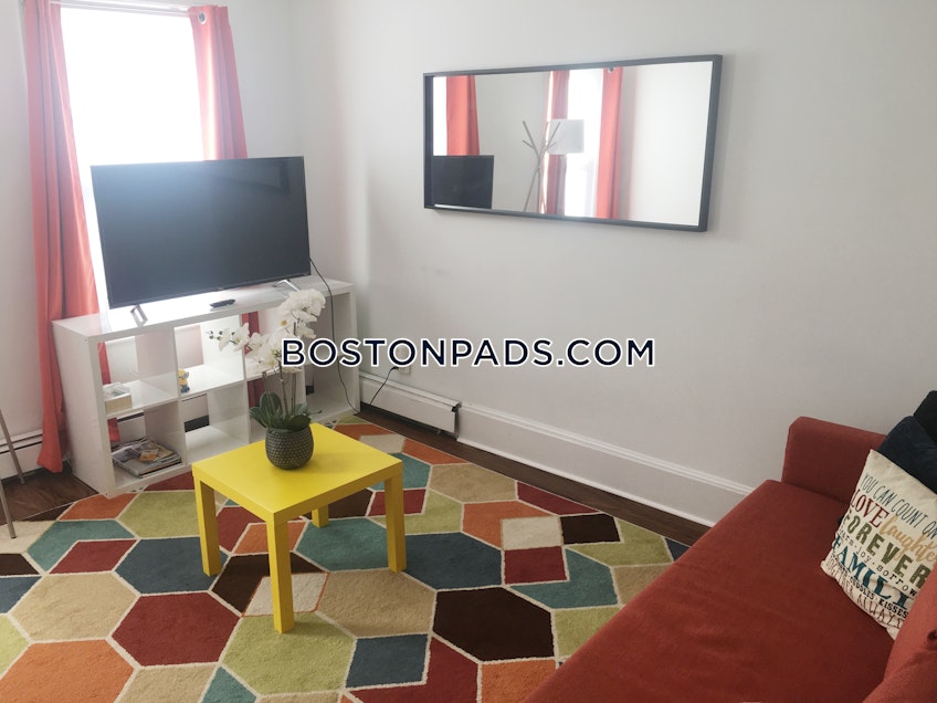 Boston - $3,000 /month