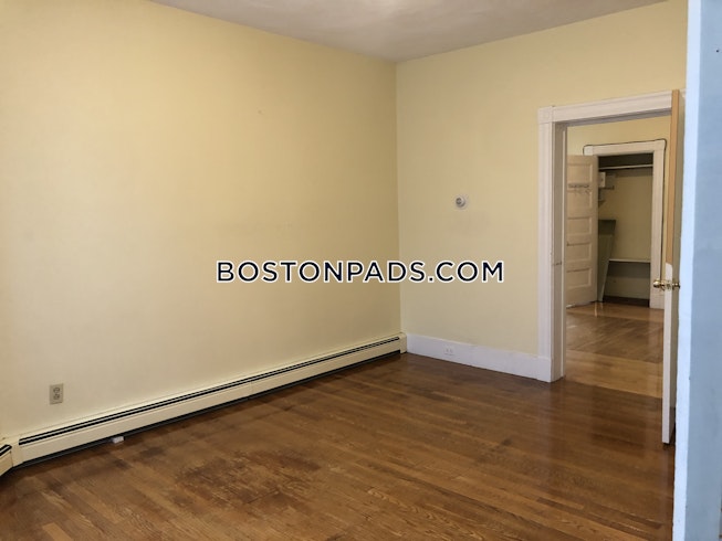 Somerville - $2,000 /mo