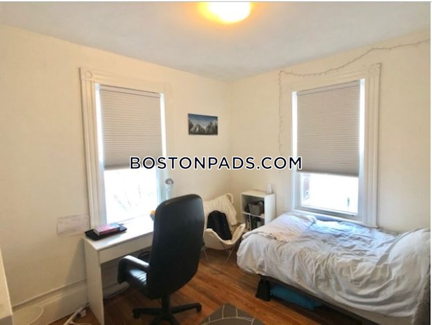 Boston - $3,200 /month